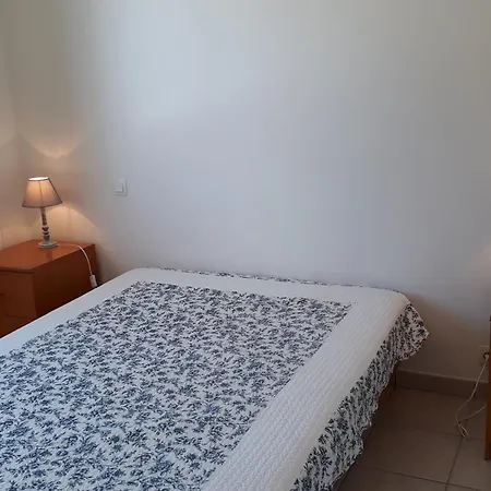 Maisonnette De Plain-pied Proche Avec Parking A - Fr-1-194-438 Prázdninový dům *