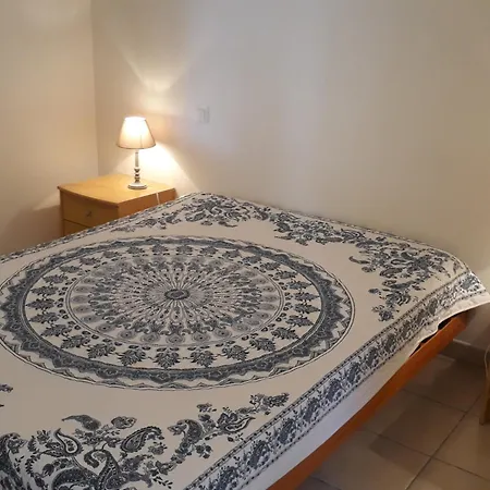 Maisonnette De Plain-pied Proche Avec Parking A - Fr-1-194-438 Prázdninový dům *